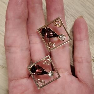 Vintage purple and clear rhinestones goldtone scroll graphics screw on earrings